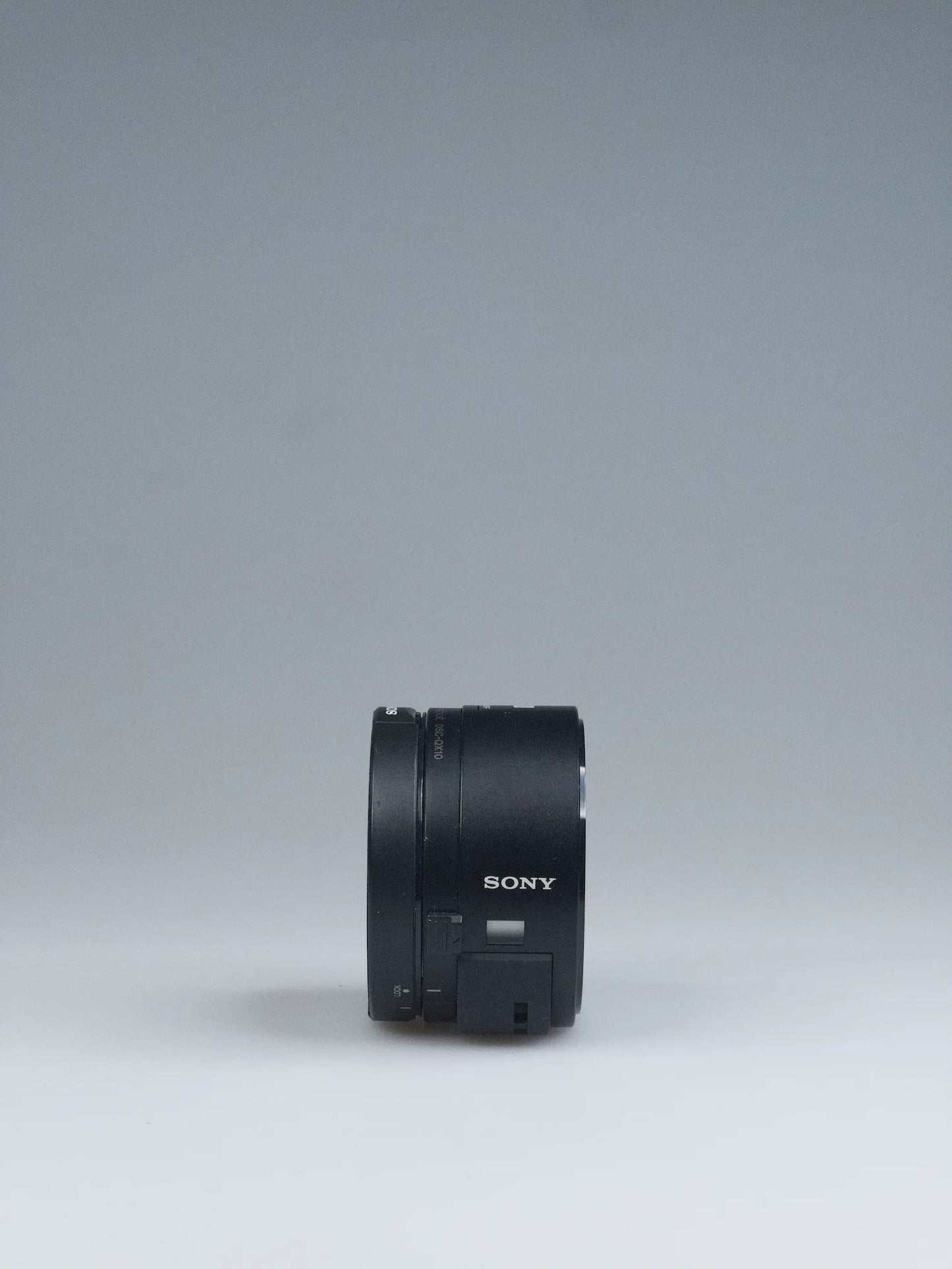 Sony Cyber-shot DSC-QX10