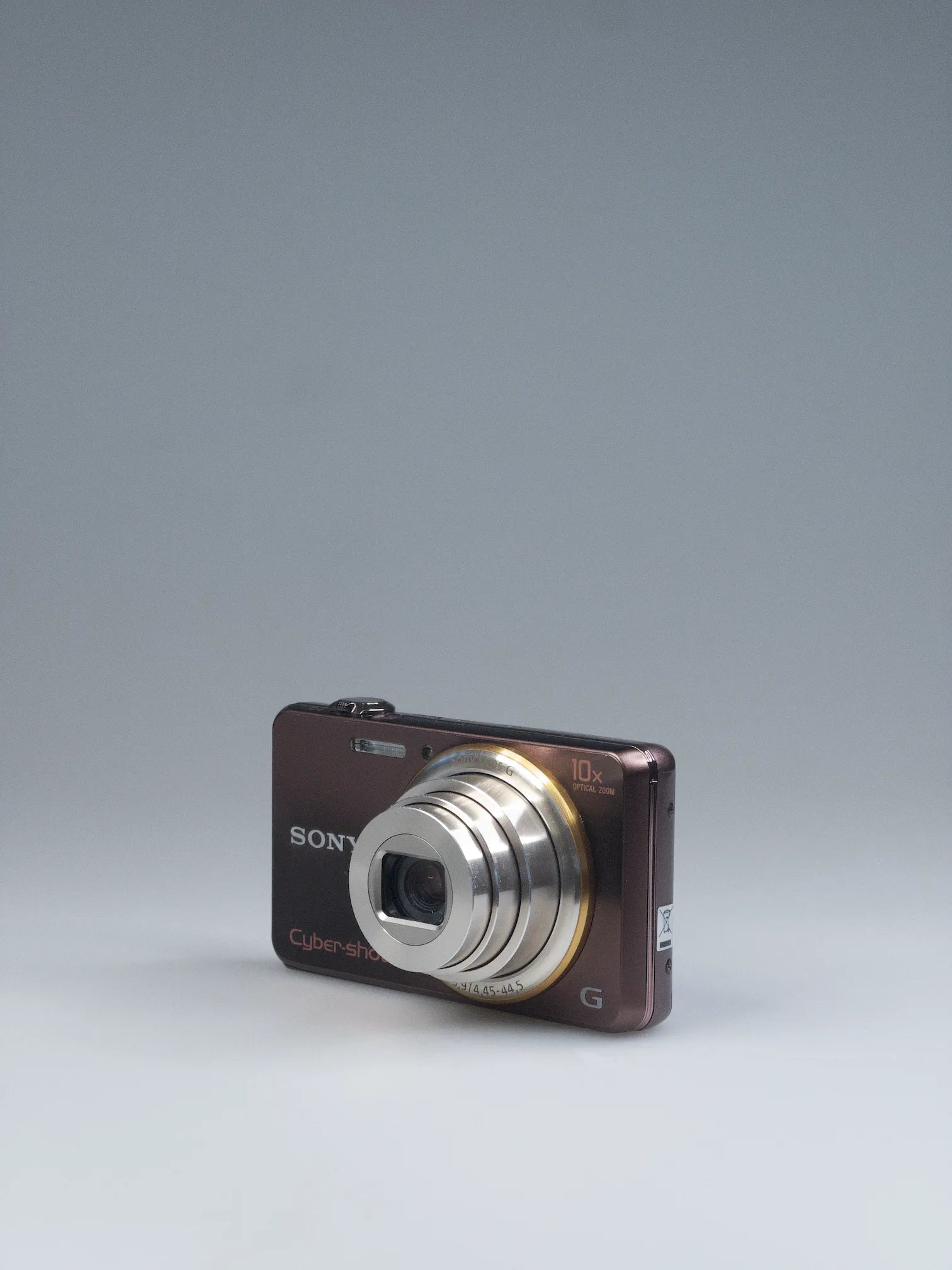 Sony Cyber-shot WX100 Digicam | Ultra-Slim 18MP Brown Sony Cyber-shot WX100 Digicam | Ultra-Slim 18MP Brown