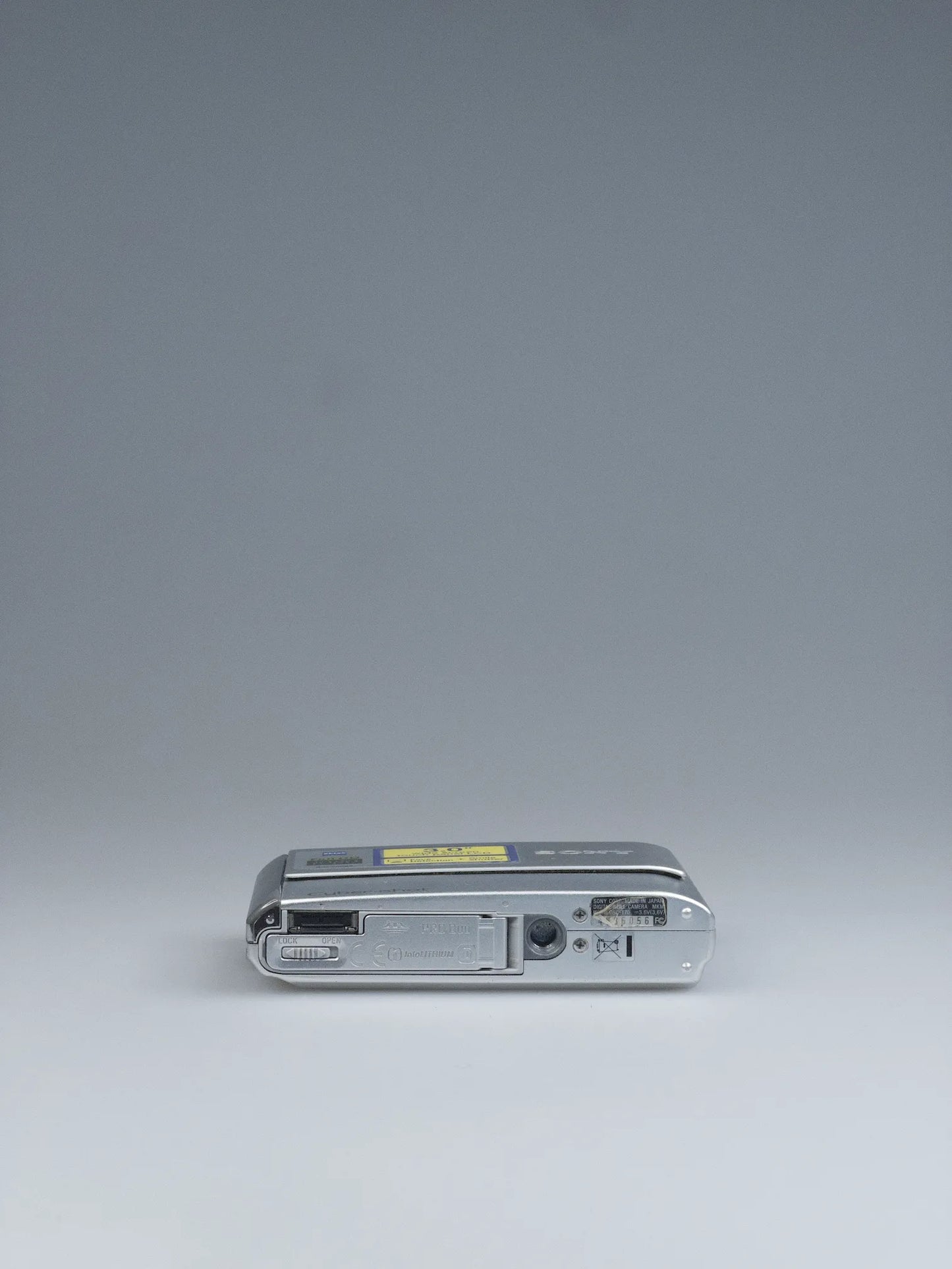 Sony Cyber-shot DSC-T70