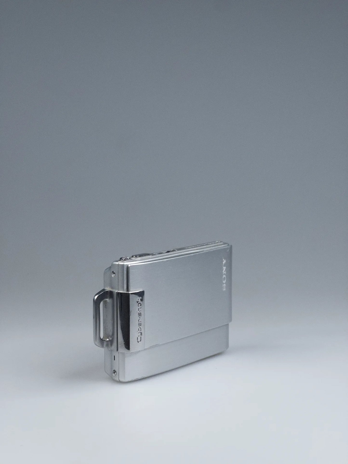 Sony Cyber-shot DSC-T200