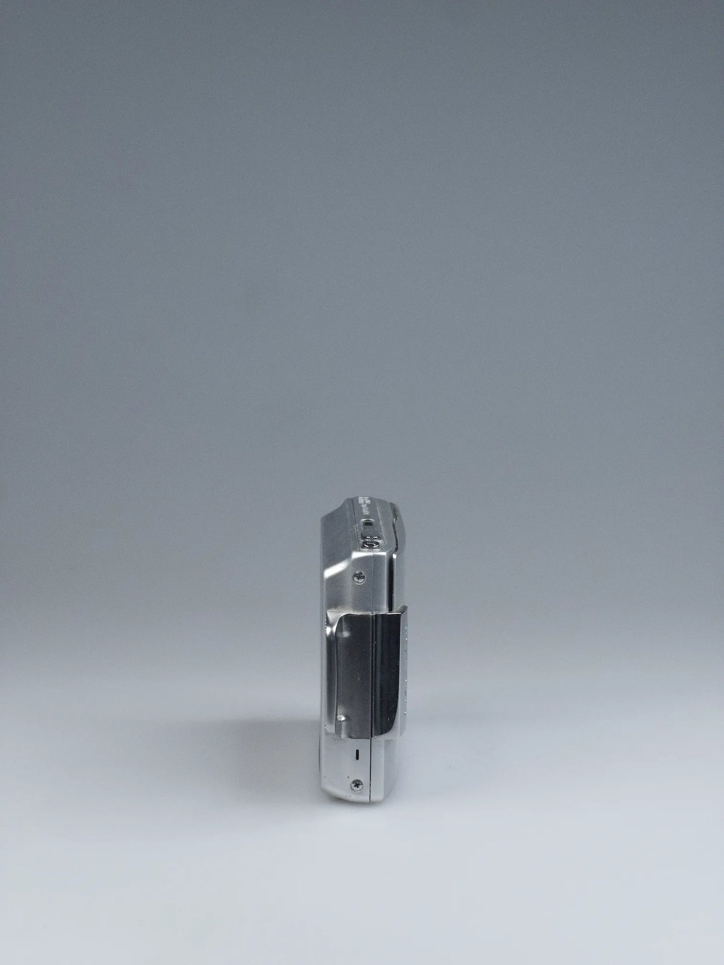 Sony Cyber-shot DSC-T200