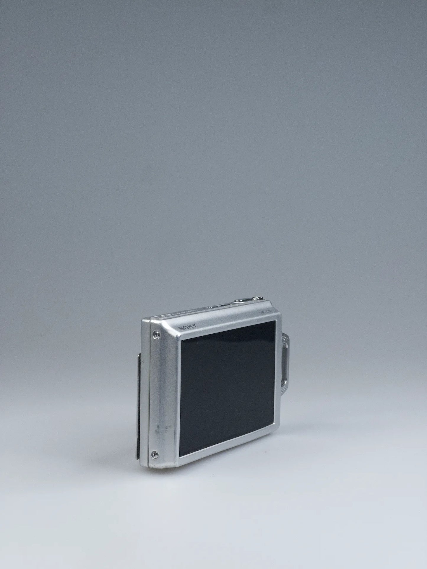 Sony Cyber-shot DSC-T200