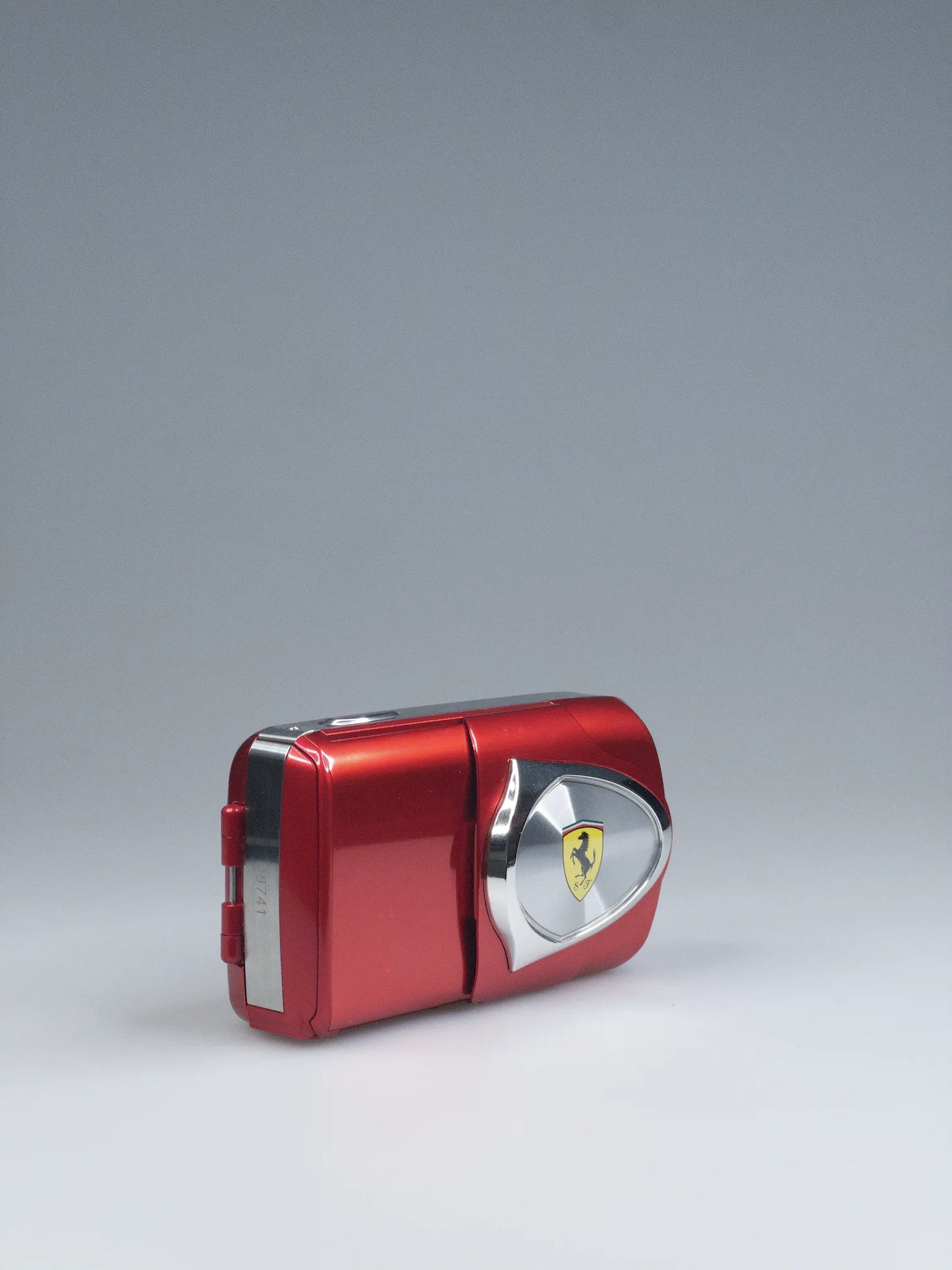 Olympus Ferrari DIGITAL MODEL 2003