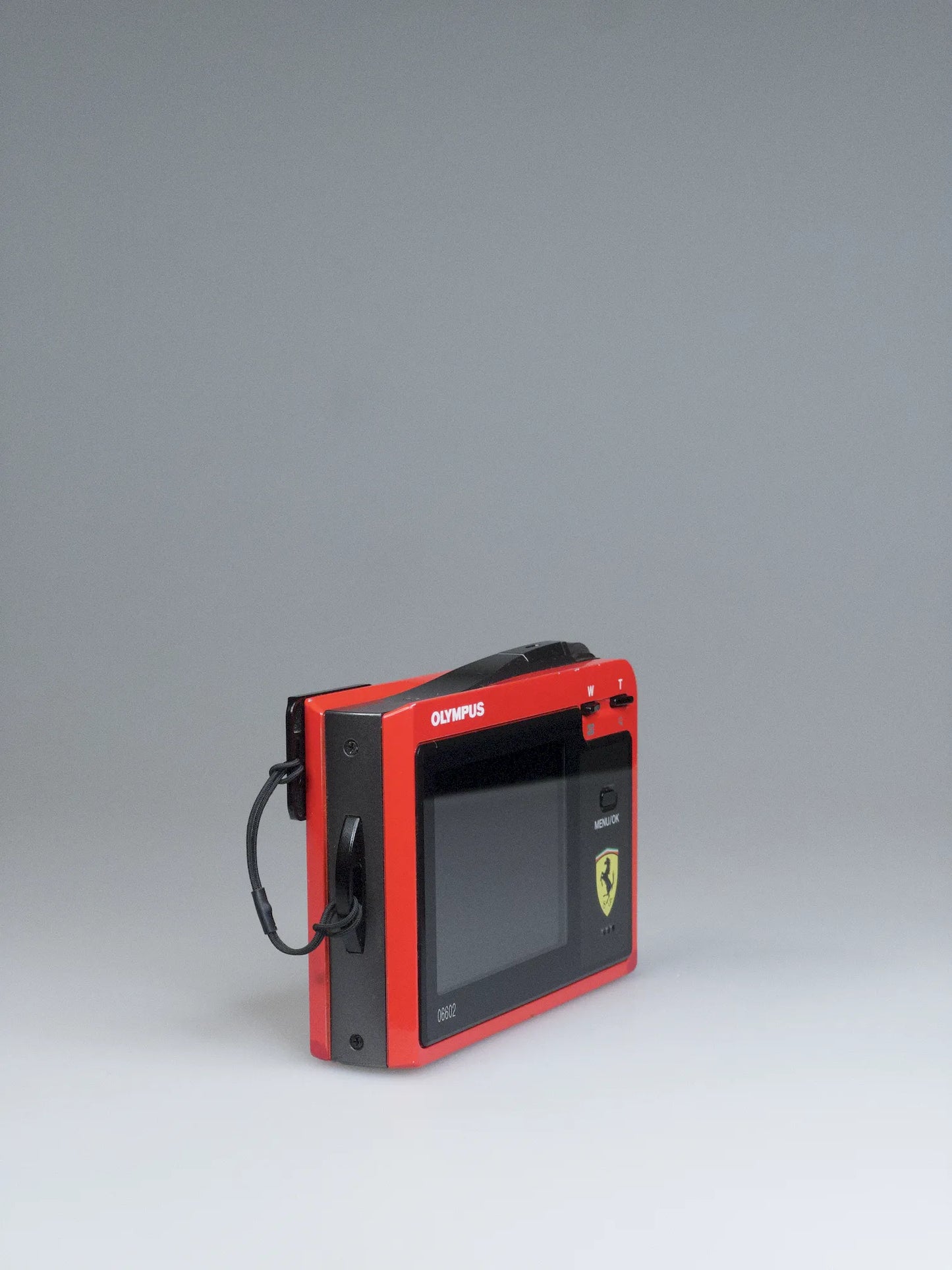 Olympus Ferrari DIGITAL MODEL 2004