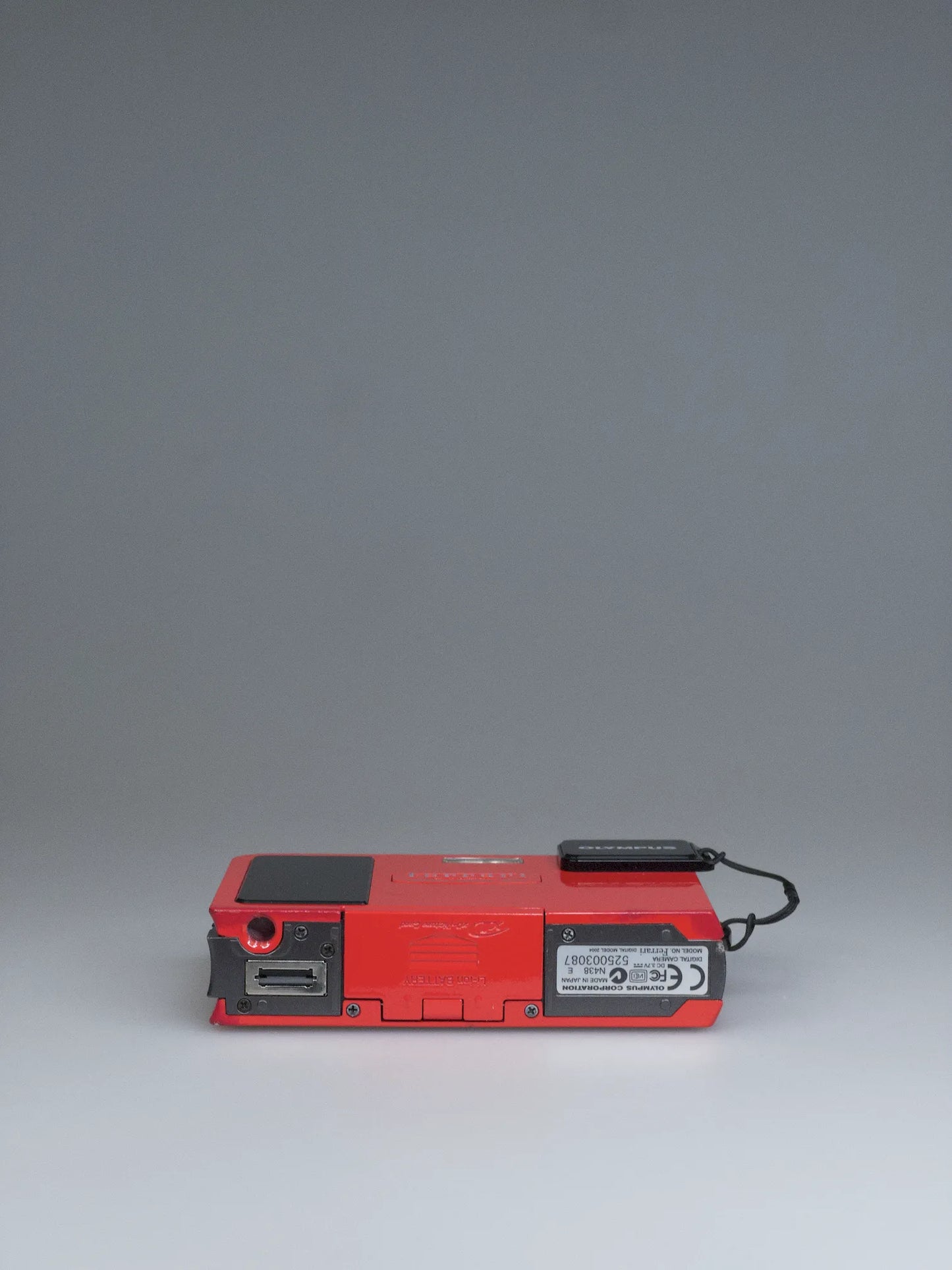 Olympus Ferrari DIGITAL MODEL 2004
