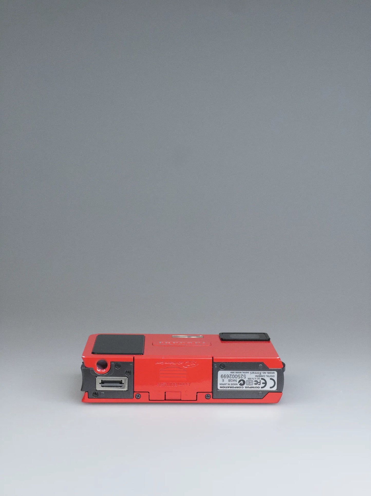 Olympus Ferrari DIGITAL MODEL 2004
