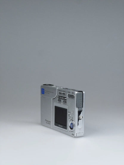 Kyocera Finecam SL300R