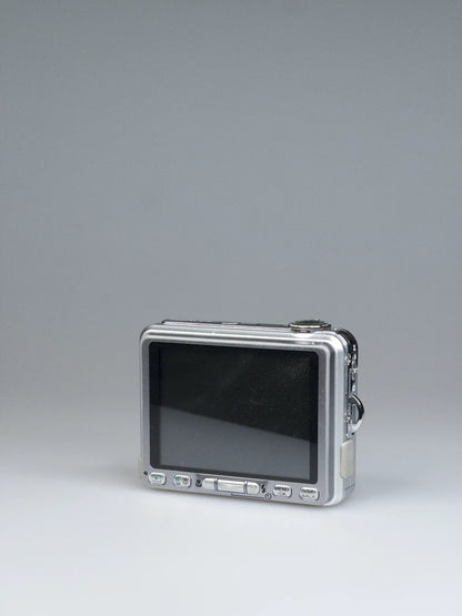 Fujifilm Finepix V10