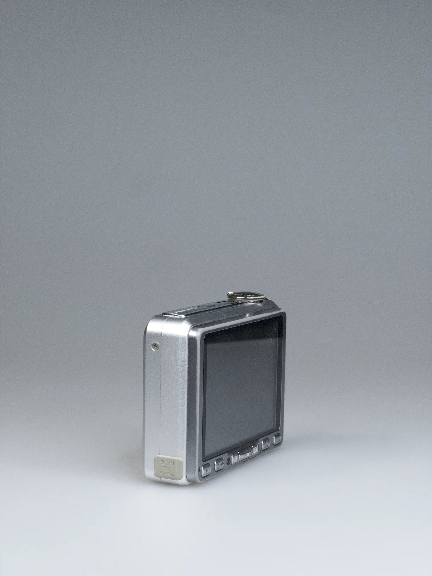 Fujifilm Finepix V10