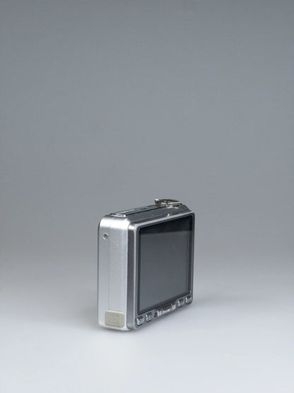 Fujifilm Finepix V10