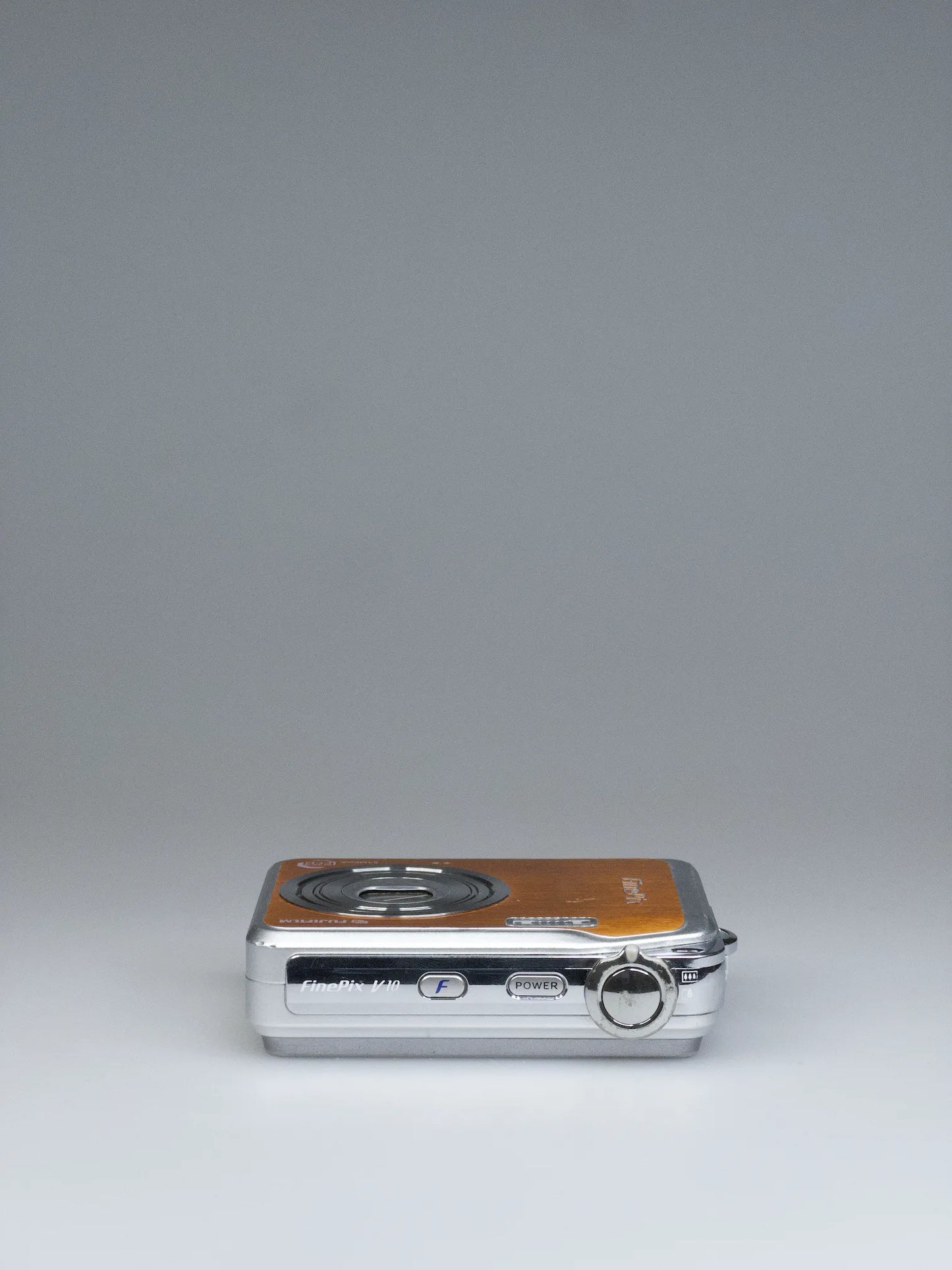 Fujifilm Finepix V10