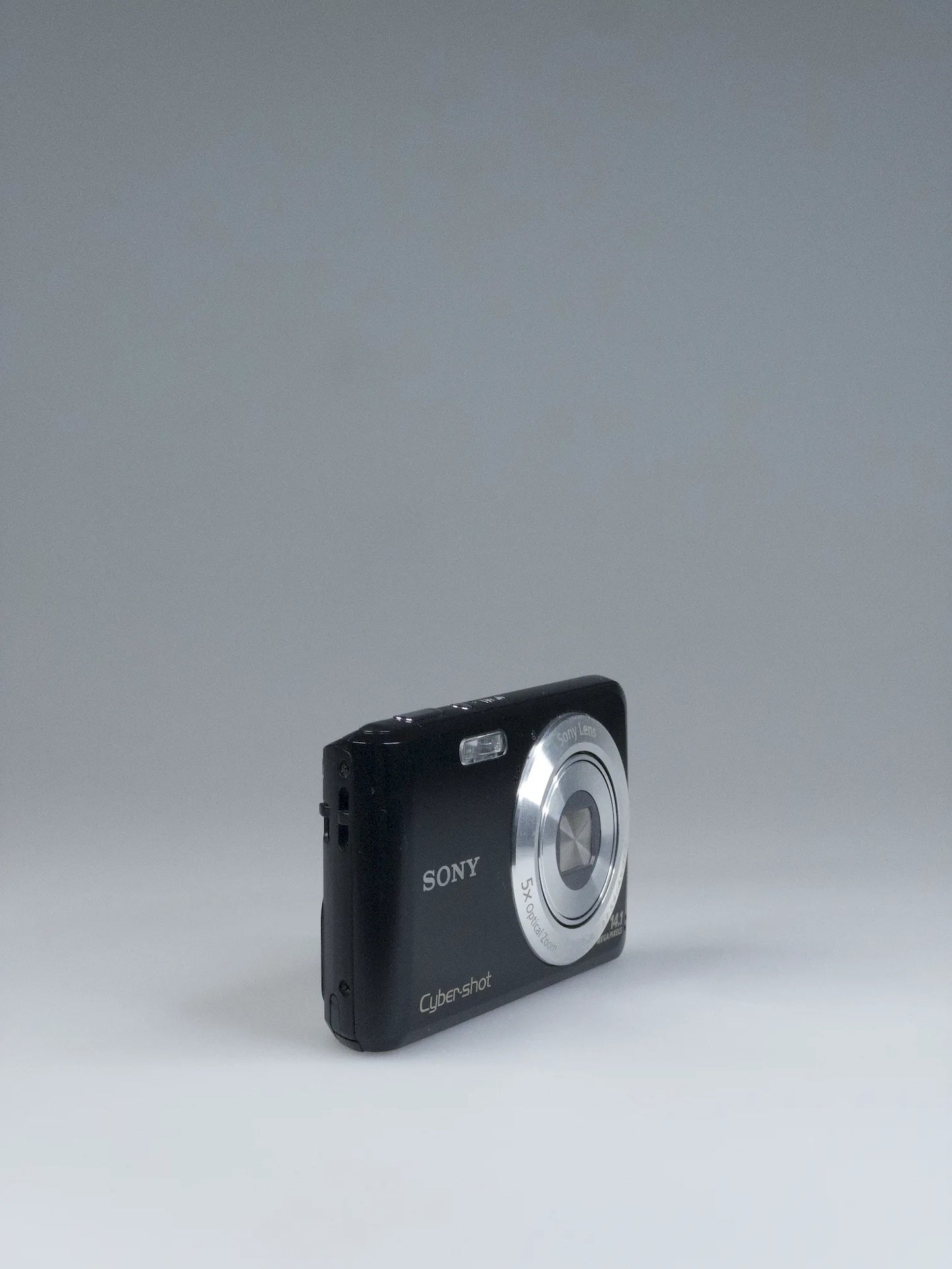 Sony Cyber-shot DSC-W520