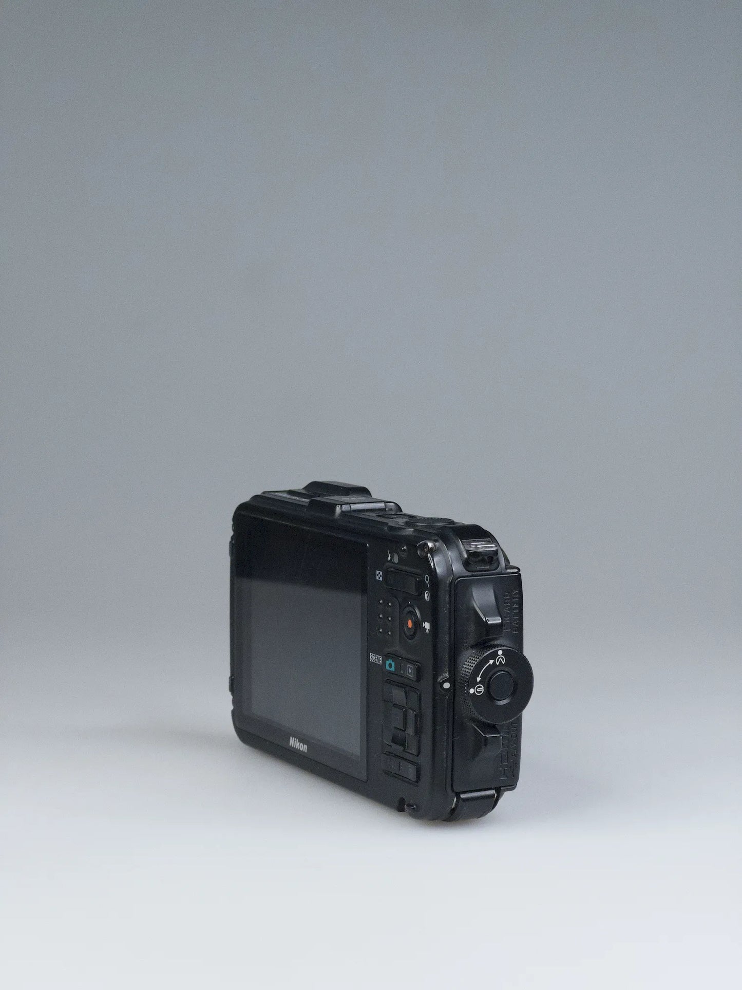 Nikon Coolpix AW100
