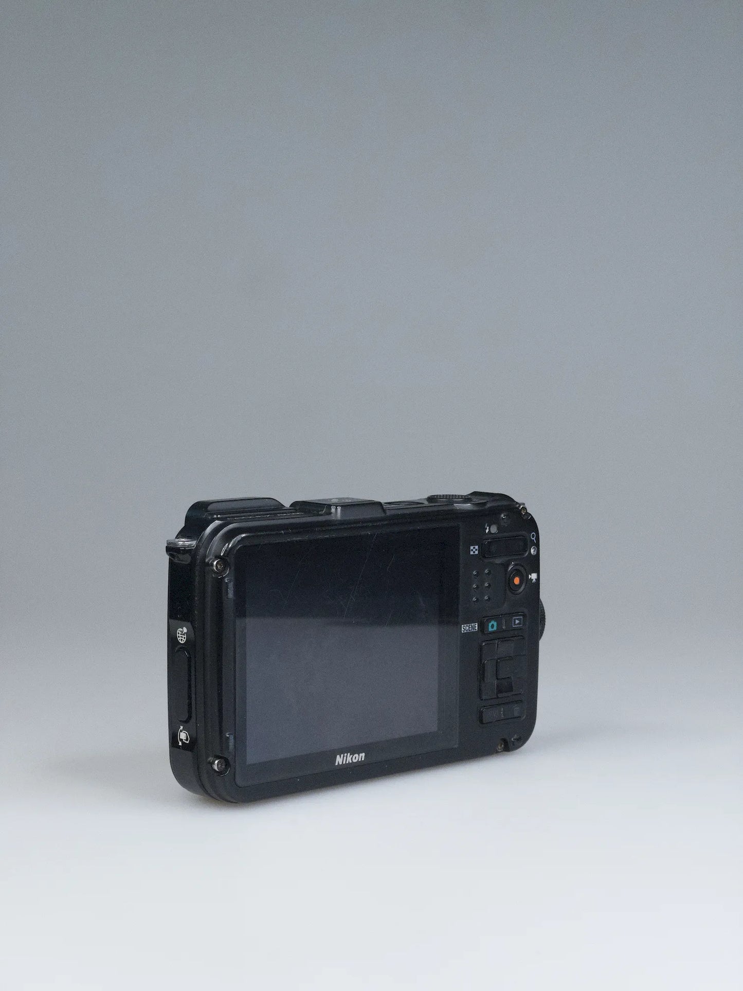 Nikon Coolpix AW100
