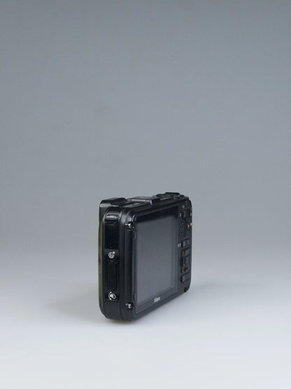 Nikon Coolpix AW100