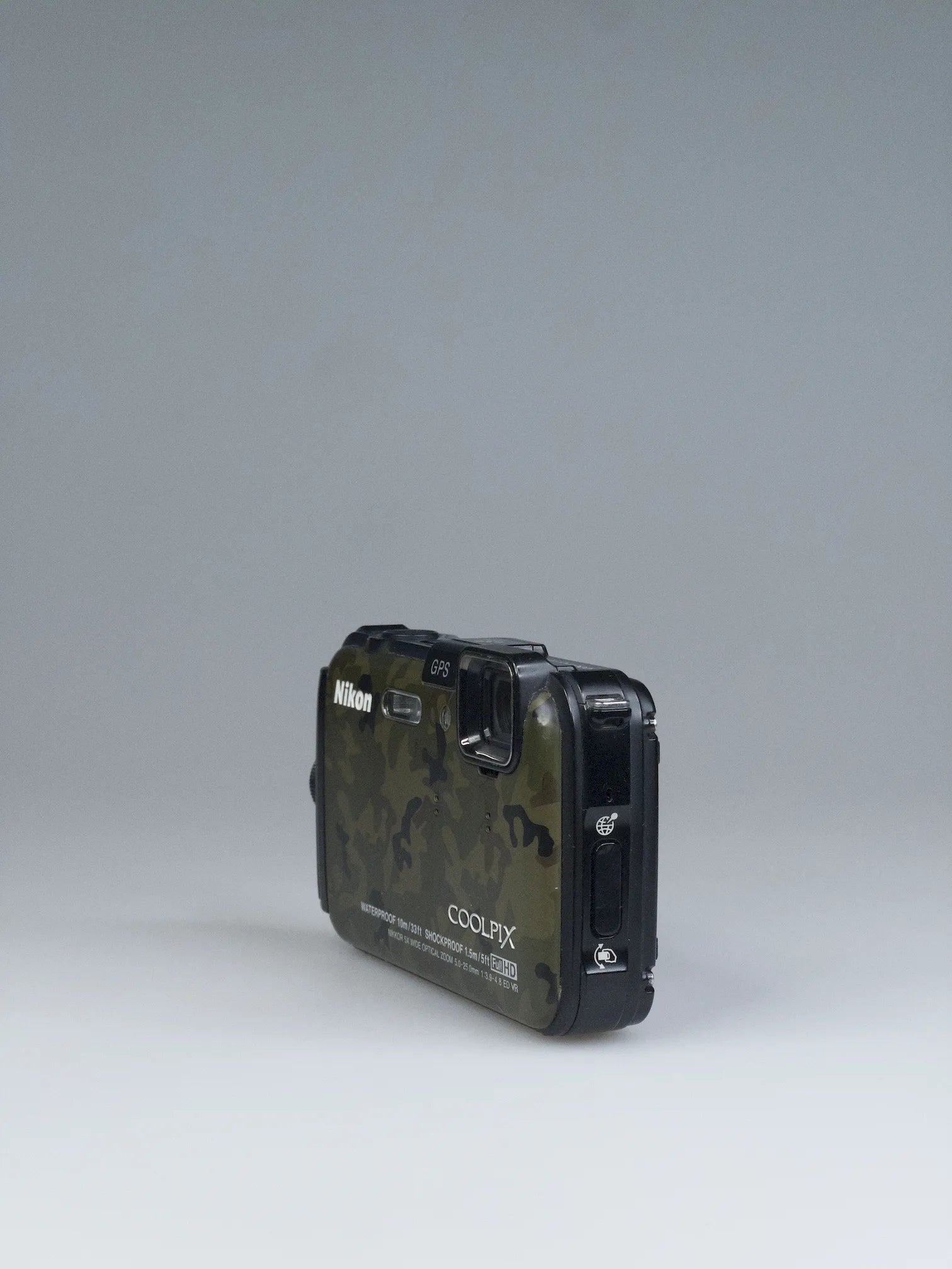 Nikon Coolpix AW100 2010s Digicam | Camo Waterproof GPS 16MP