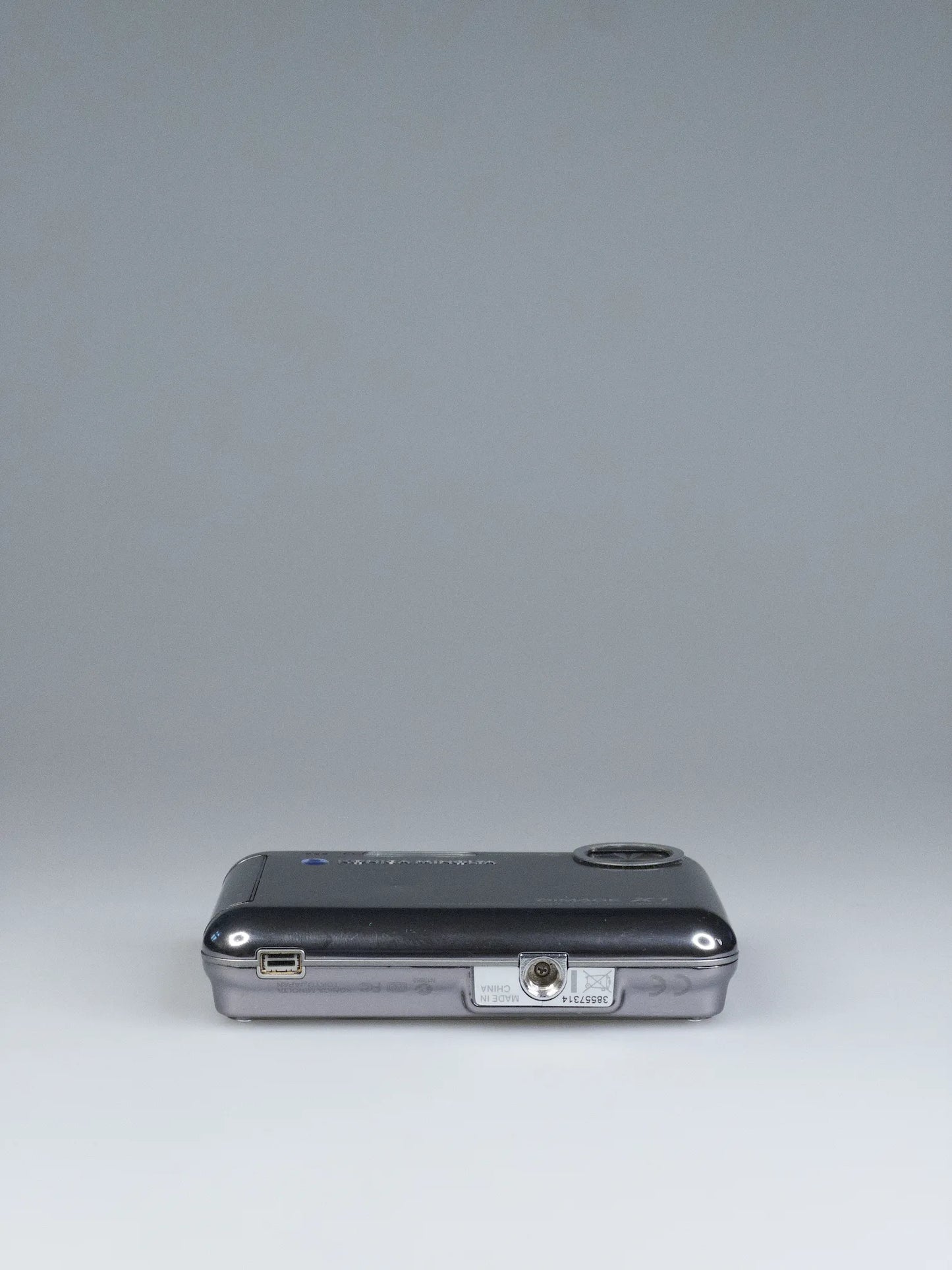 Konica Minolta DiMAGE X1