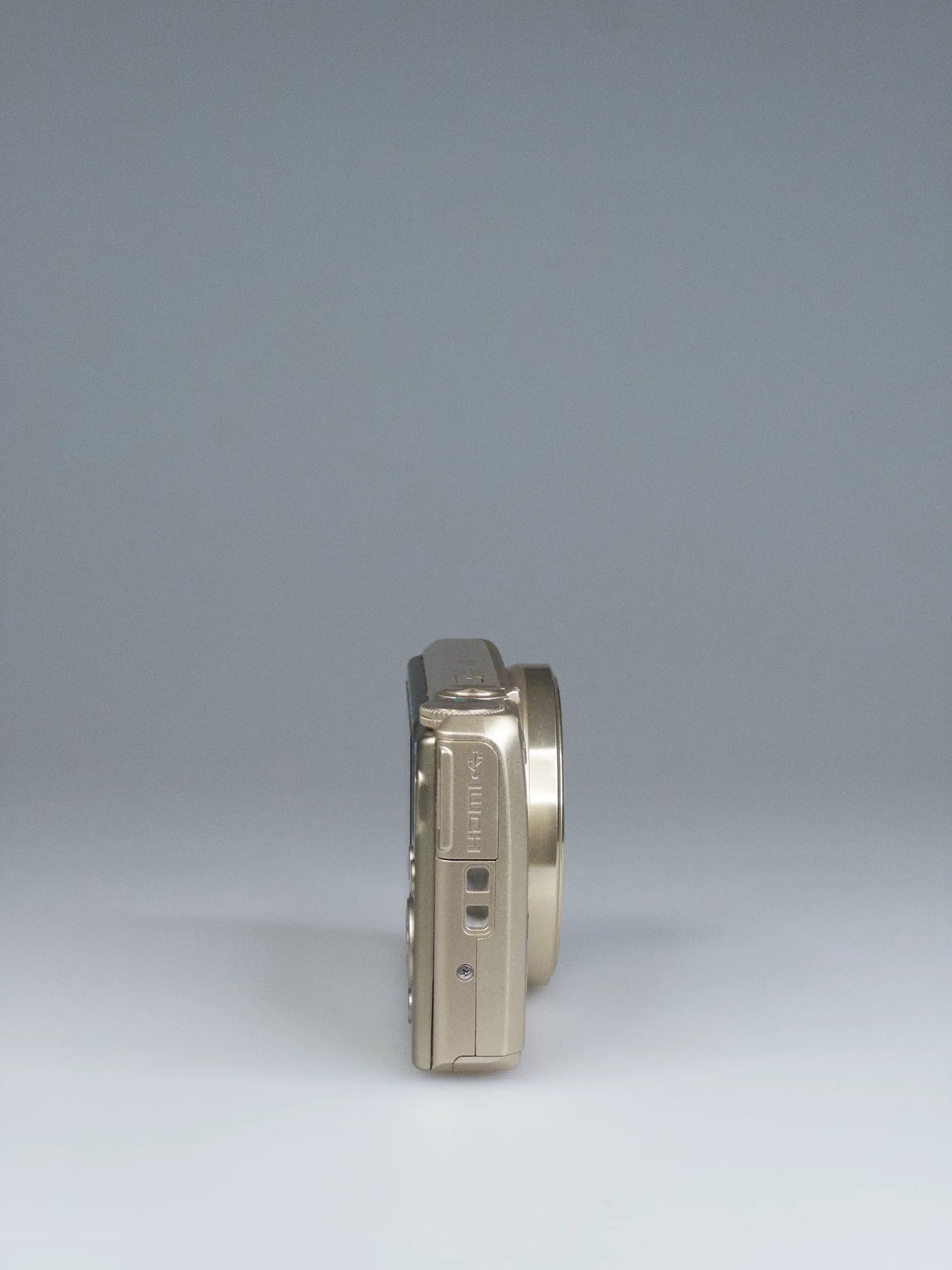 Nikon Coolpix S7000