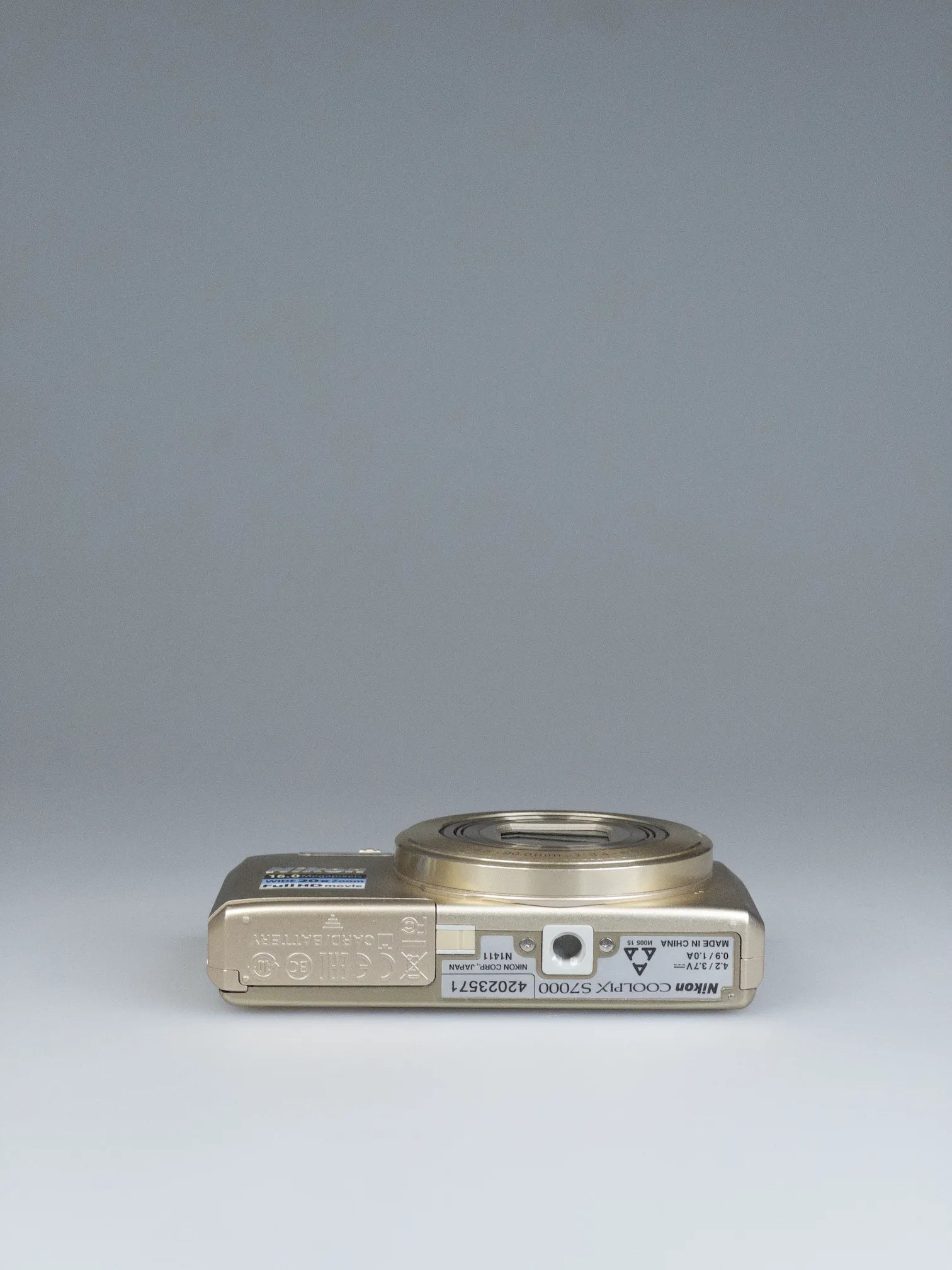 Nikon Coolpix S7000 00s Digicam | Gold 20MP WiFi Compact – Bling Inc.