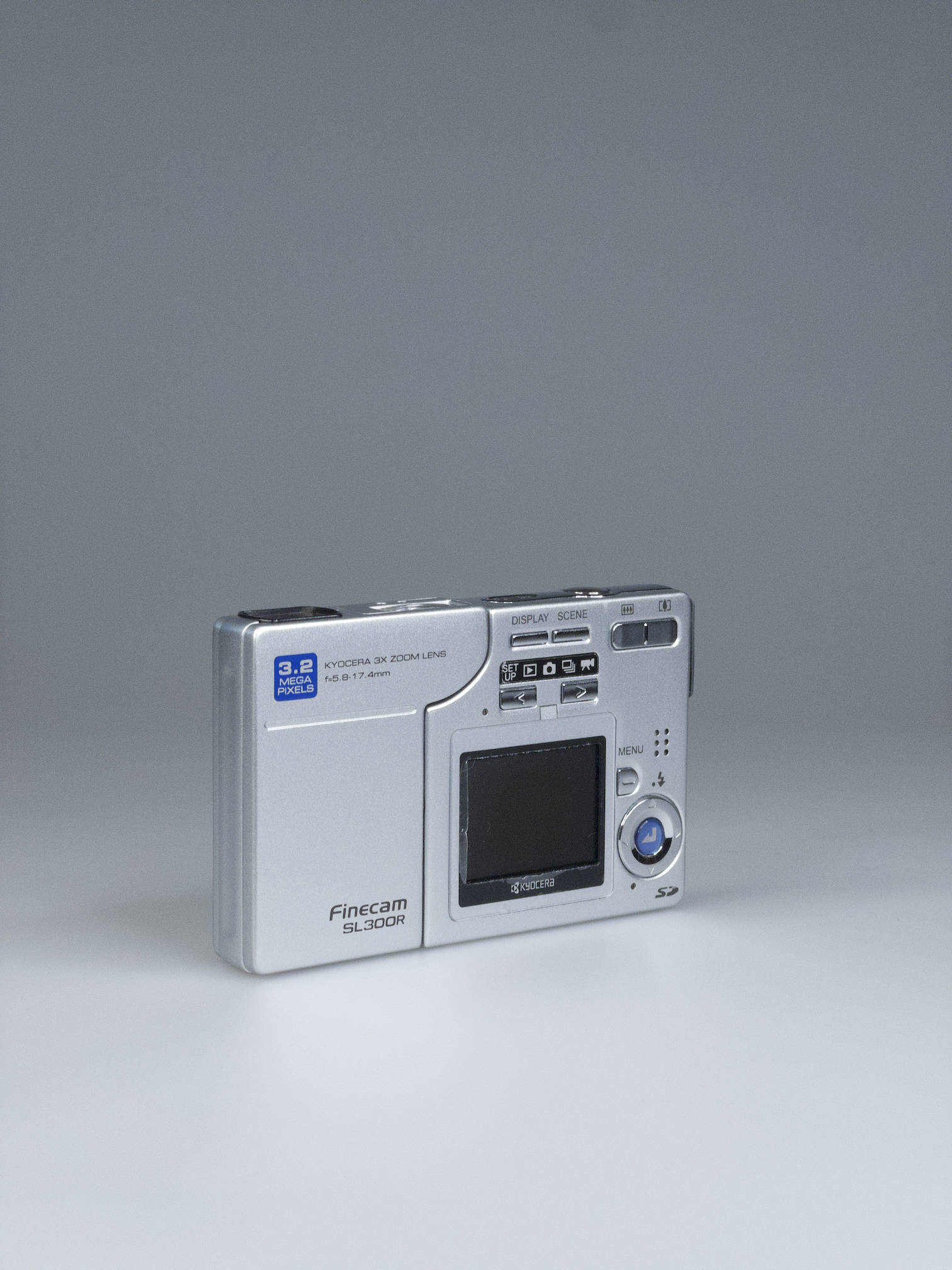Kyocera Finecam SL300R Y2K Digicam | Swivel 3MP CCD 2003 – Bling Inc.