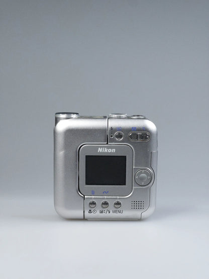 Nikon Coolpix SQ