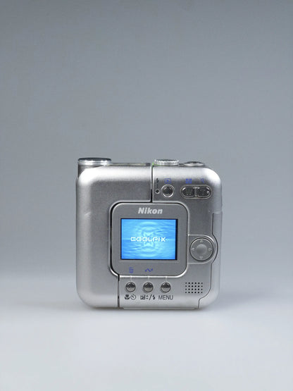 Nikon Coolpix SQ
